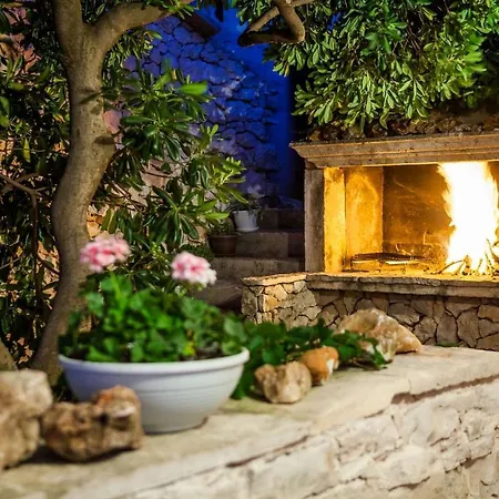 Linda Villa Prigradica