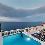 Villa Linda *