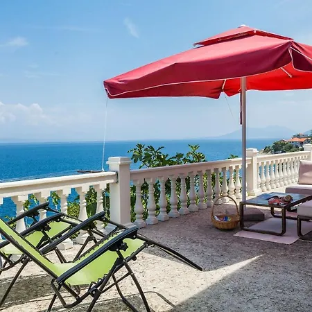 Linda Villa Prigradica