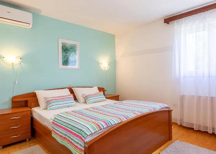 Linda Willa Prigradica